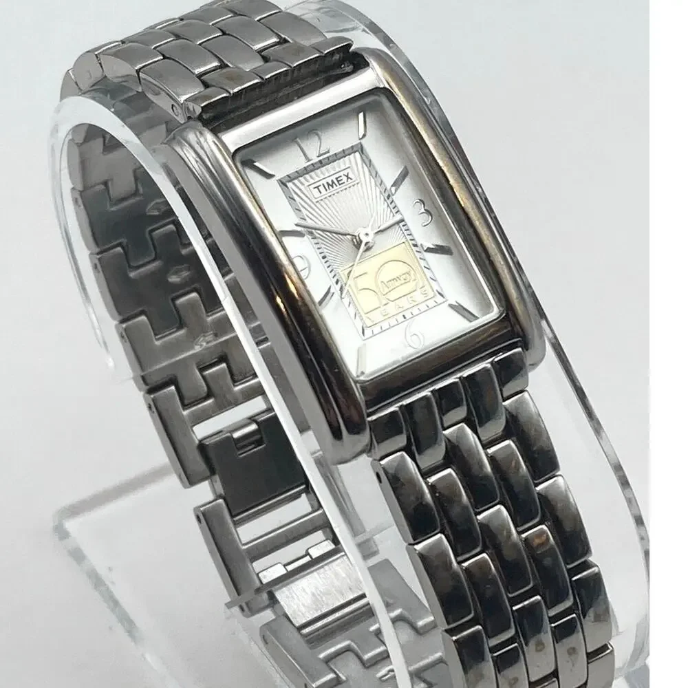 Timex Amway 50 Years Anniversary Watch 21mm - New Battery - Wrist 7